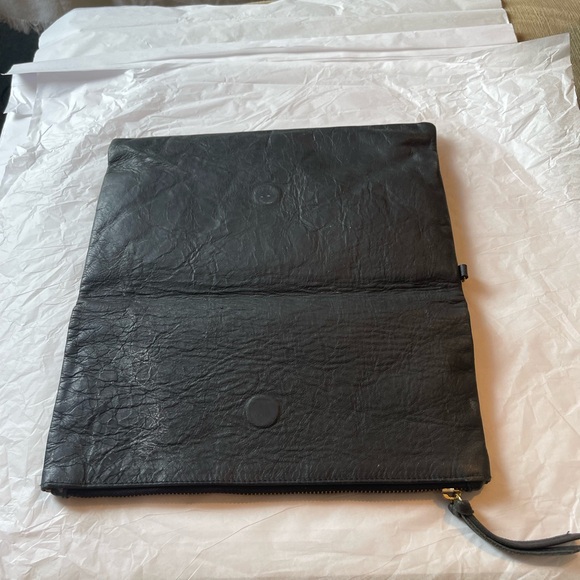 Aloha.  Aloha genuine leather clutch. - Picture 9 of 14